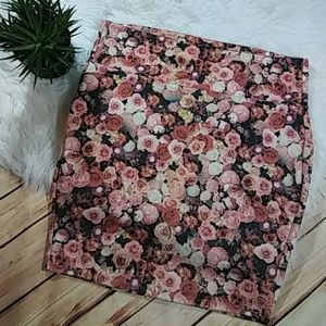 Torrid Floral Pencil skirt